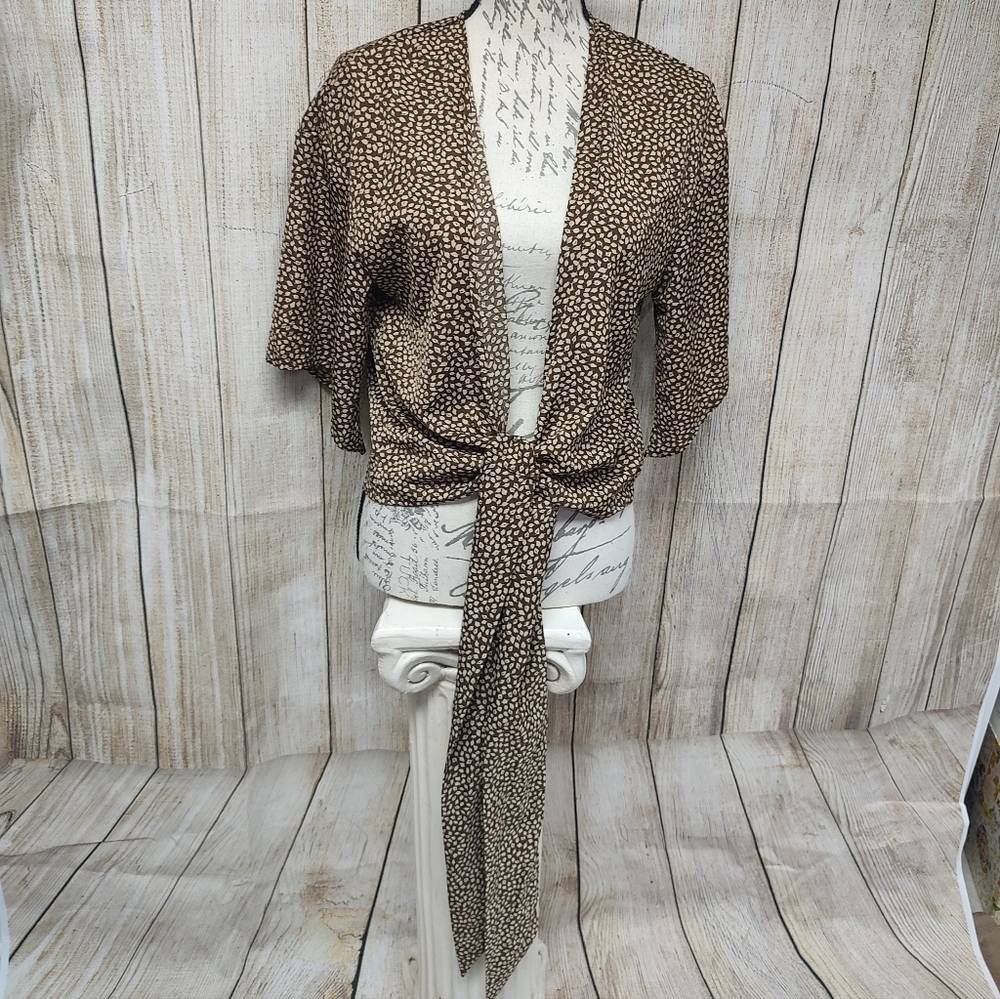 π₯3/$20 Tie-Front Top Size Small Brown Leaf Shein